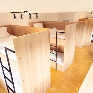 Хостел Henrys Sleeping Am Augsburger Eiskanal